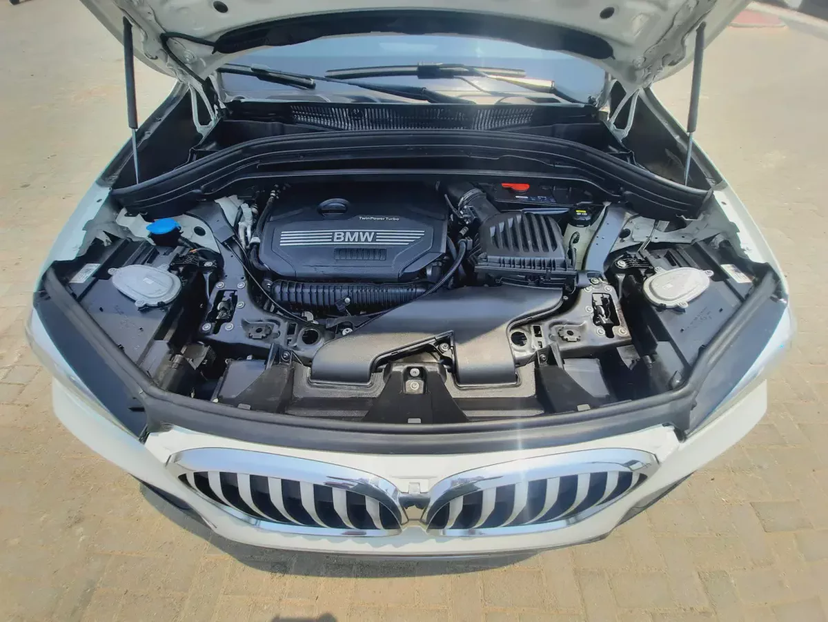 BMW X1 2022 full option  low km-16-16
