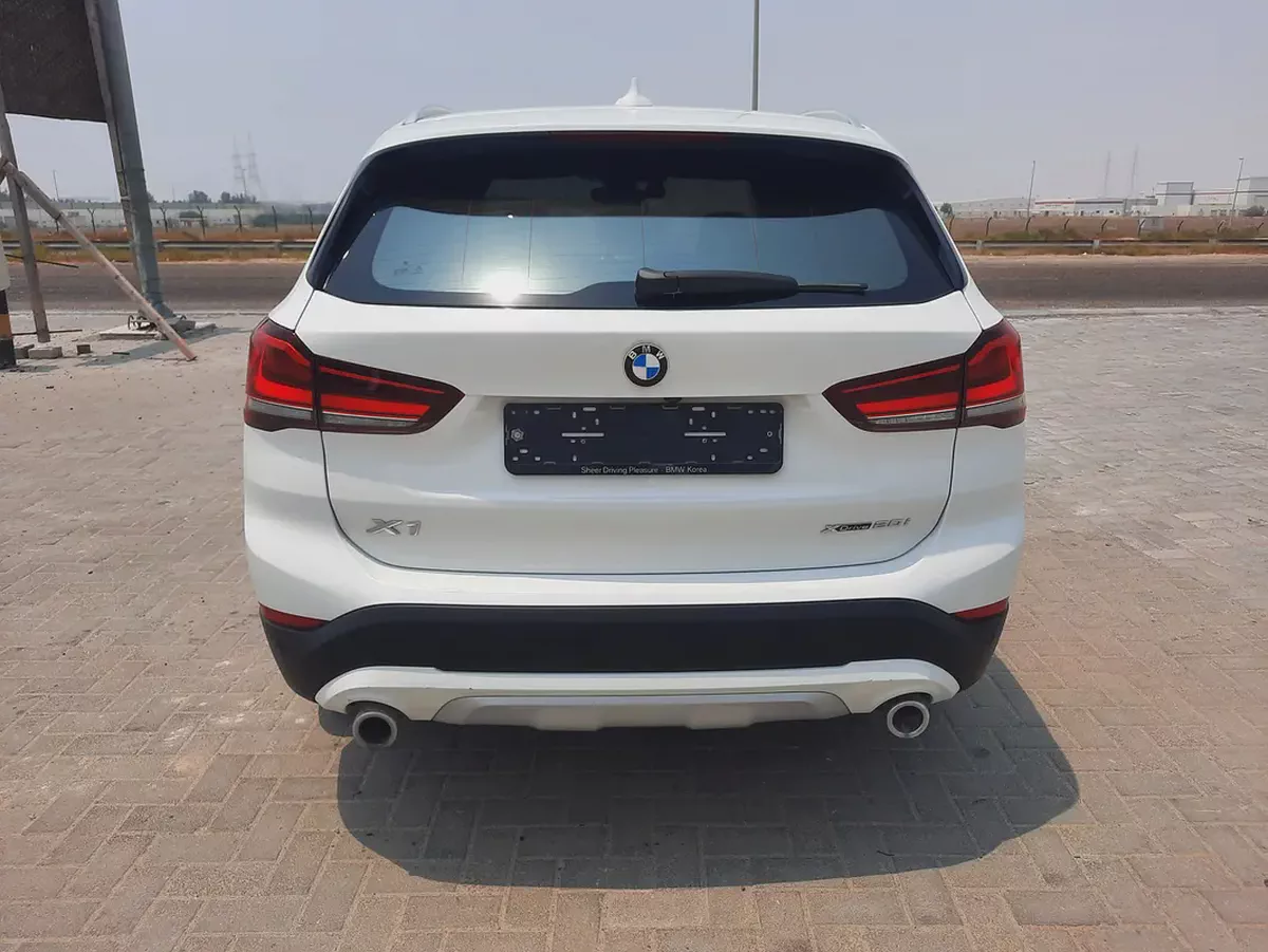 BMW X1 2022 full option  low km-4-4