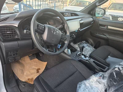 TOYOTA HILUX ADVENTURE 2.8L DIESEL-5