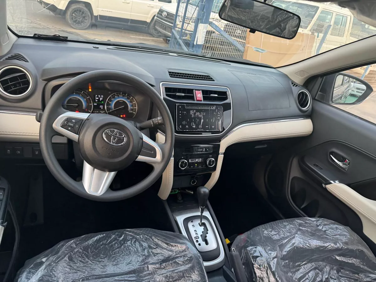 New 2023 Toyota tC-15-15