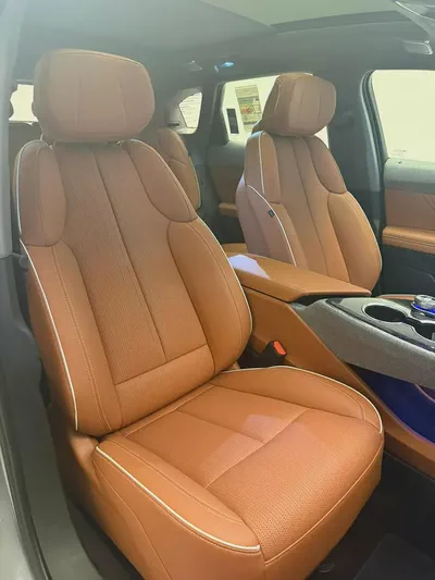 2025 Cadillac Optiq Luxury - GCC Specs - Brand New-12