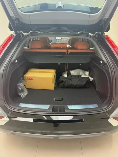 2025 Cadillac Optiq Luxury - GCC Specs - Brand New-14