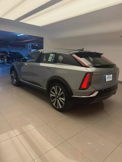 2025 Cadillac Optiq Luxury - GCC Specs - Brand New-2