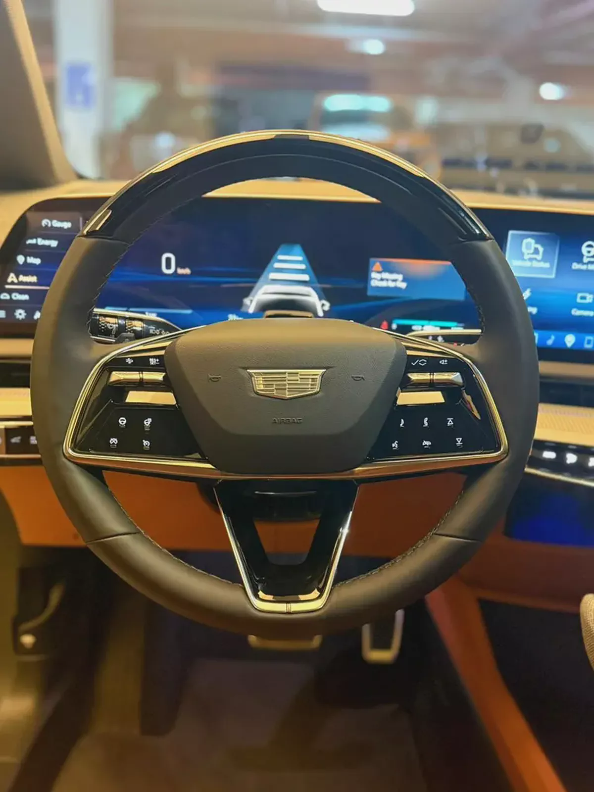 2025 Cadillac Optiq Luxury - GCC Specs - Brand New-9-9