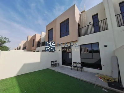 Spacious 2 bedrooms townhouse bigger layout available for rent in Nasma Residence -0