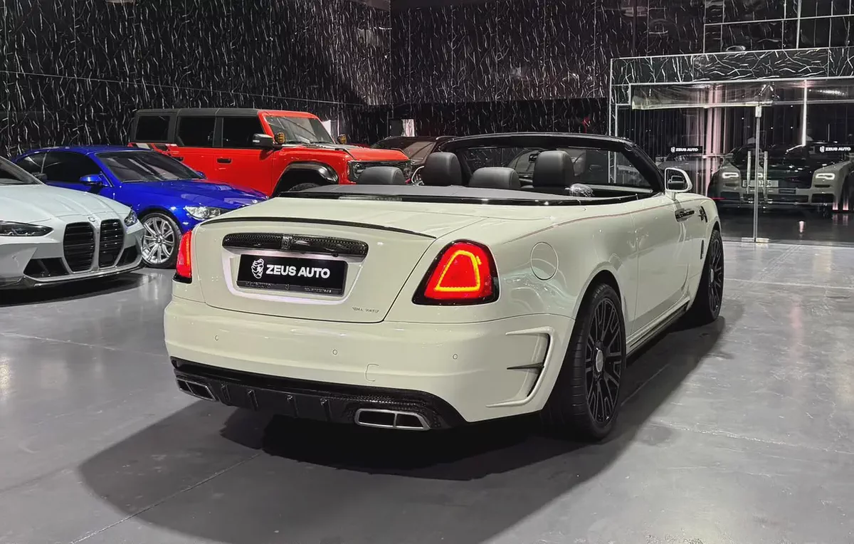 2017 Rolls-Royce Dawn Black Badge  | Mansory Package | European | Low Mileage | Soft Top Convertible-3-3