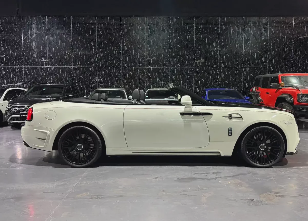 2017 Rolls-Royce Dawn Black Badge  | Mansory Package | European | Low Mileage | Soft Top Convertible-5-5
