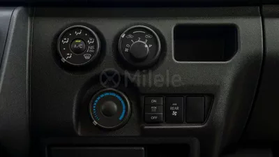 Toyota Hiace DLS - STANDARD ROOF-19
