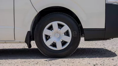 Toyota Hiace DLS - STANDARD ROOF-5