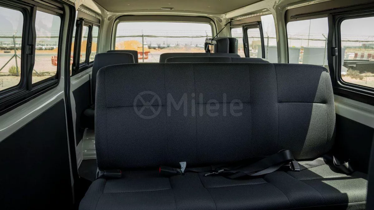 Toyota Hiace DLS - STANDARD ROOF-24-0