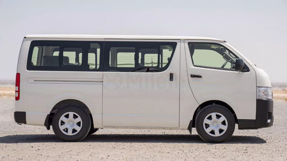 Toyota Hiace DLS - STANDARD ROOF-4-0