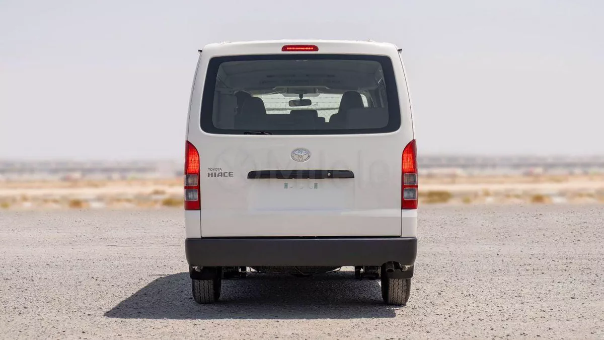 Toyota Hiace DLS - STANDARD ROOF-7-0