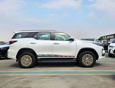 Toyota Fortuner VXR SR5 ADVENTURE / 4.0L V6 PETROL / FRONT PWR SEATS / PUSH START / DIFF LOCK AUTO A/C (CODE # F6HA)-1