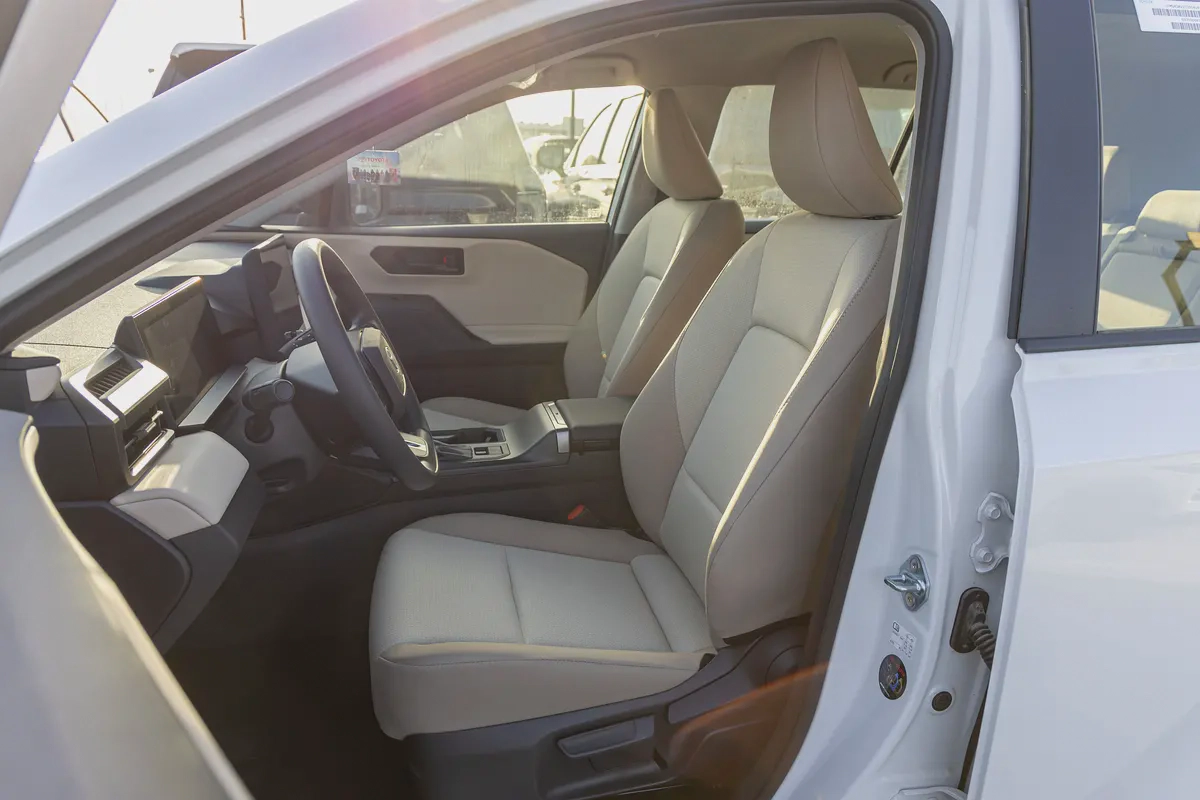 Toyota RAV4 LE | GCC Specs | V4 | FWD | 2.0L | 2026 (EXPORT)-9-9