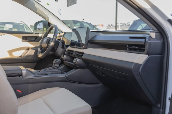Toyota RAV4 LE | GCC Specs | V4 | FWD | 2.0L | 2026 (EXPORT)