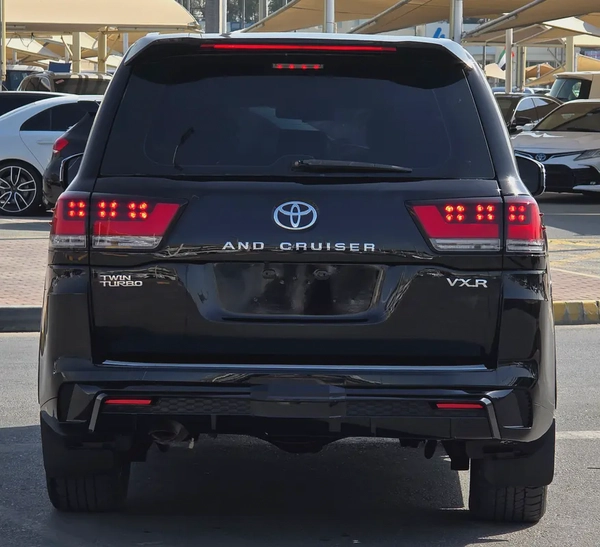 Toyota Land Cruiser VXR V8 4.6L Model 2008 Upgrade 2024