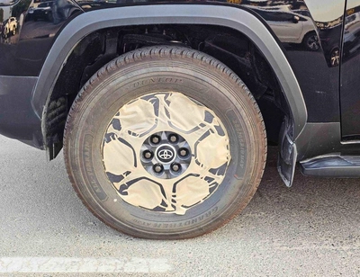 Toyota Land Cruiser GR SPORT || 3.3L Diesel V6 / RADAR / BIG DVD / REAR ENTERTAINMENT DVD / COOL BOX (CODE#LCDGR)-7