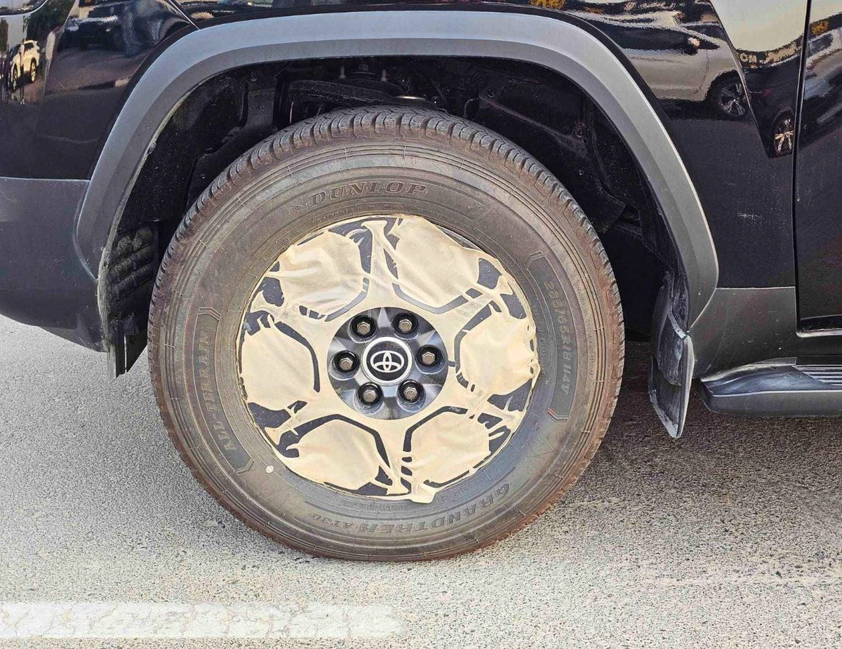 Toyota Land Cruiser GR SPORT || 3.3L Diesel V6 / RADAR / BIG DVD / REAR ENTERTAINMENT DVD / COOL BOX (CODE#LCDGR)-7-0