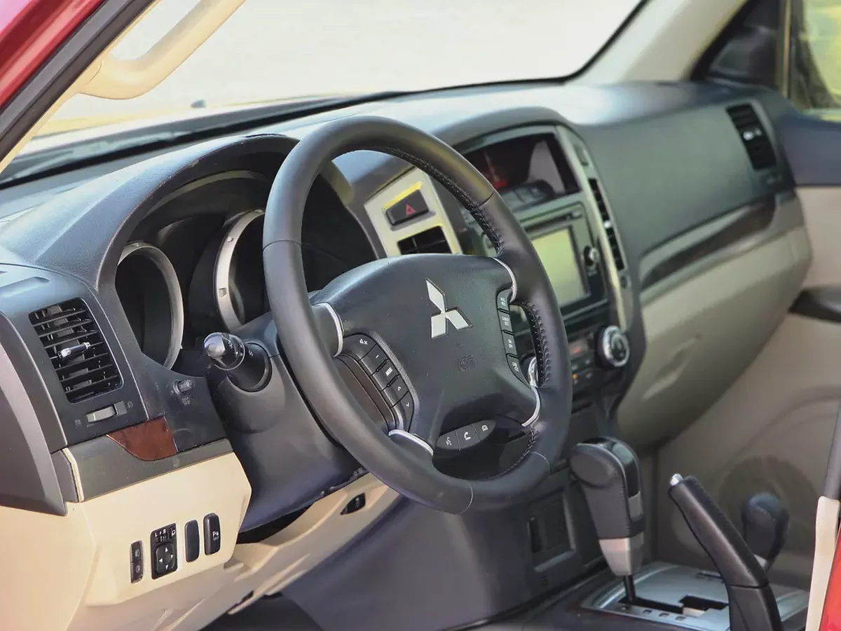 Mitsubishi Pajero GLS 2017 GCC Specs-9-9