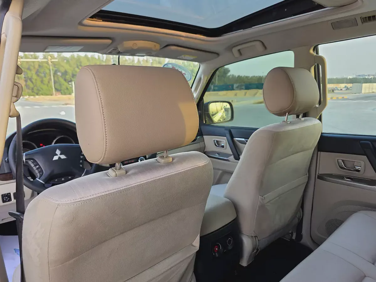 Mitsubishi Pajero GLS 2017 GCC Specs-11-11