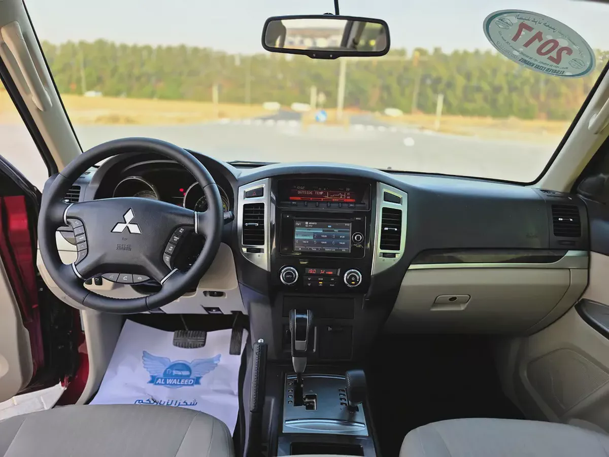 Mitsubishi Pajero GLS 2017 GCC Specs-12-12