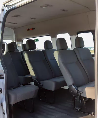 Nissan Urvan STANDARD Microbus 2.5L A/T Petrol Nissan Urvan | 2.5L | 2022 | GCC | accident-free | in excellent condition |-9