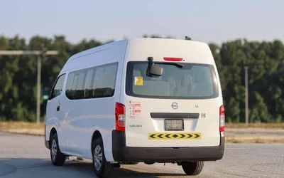Nissan Urvan STANDARD Microbus 2.5L A/T Petrol Nissan Urvan | 2.5L | 2022 | GCC | accident-free | in excellent condition |-3