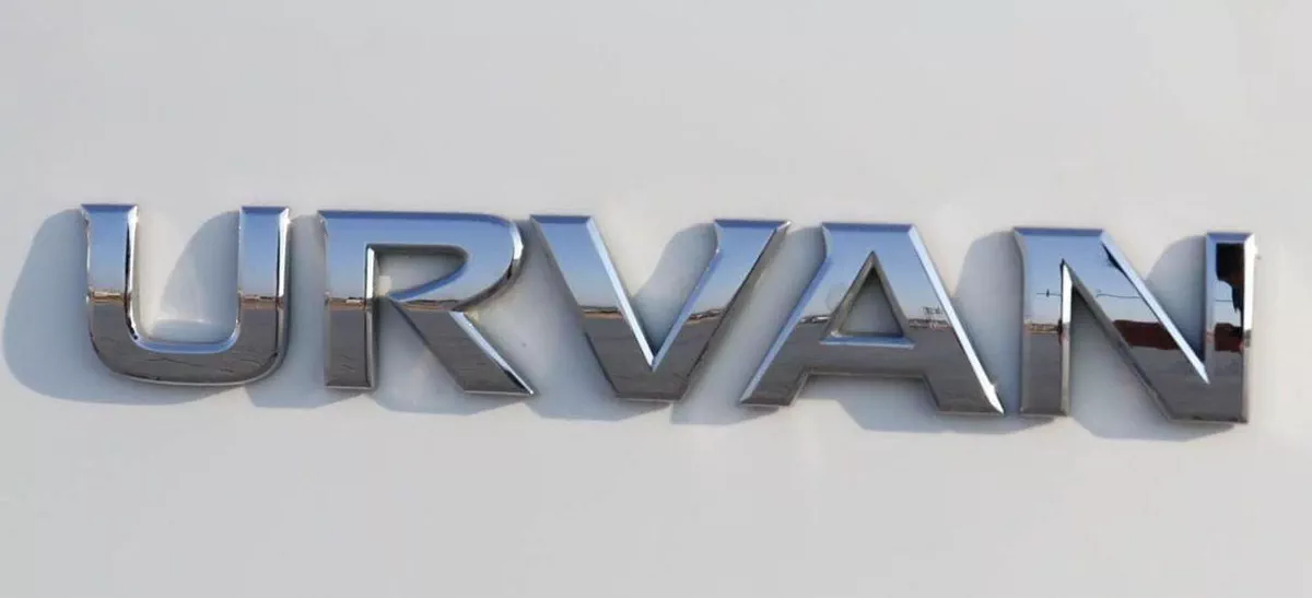 Nissan Urvan STANDARD Microbus 2.5L A/T Petrol Nissan Urvan | 2.5L | 2022 | GCC | accident-free | in excellent condition |-6-0