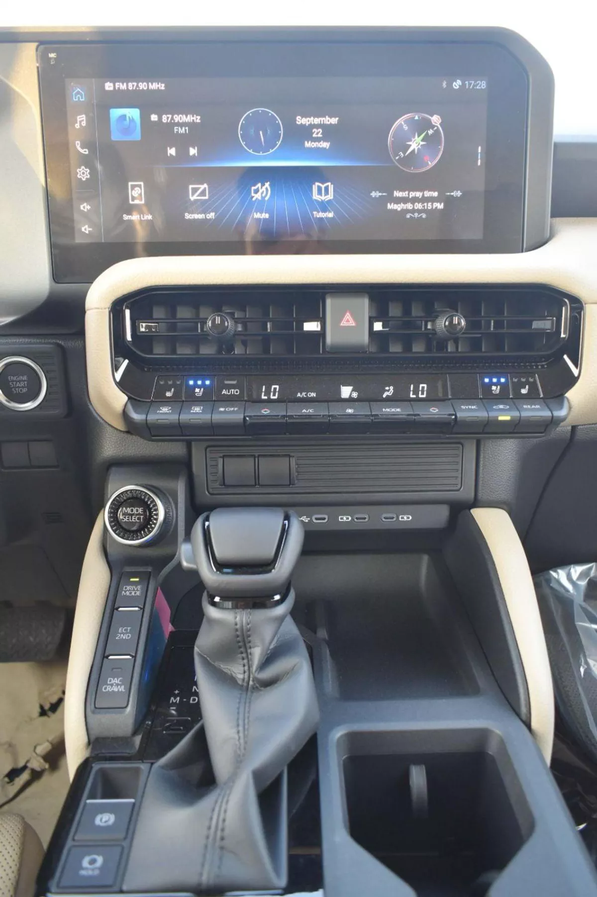 Toyota Prado ADVENTURE-19-0
