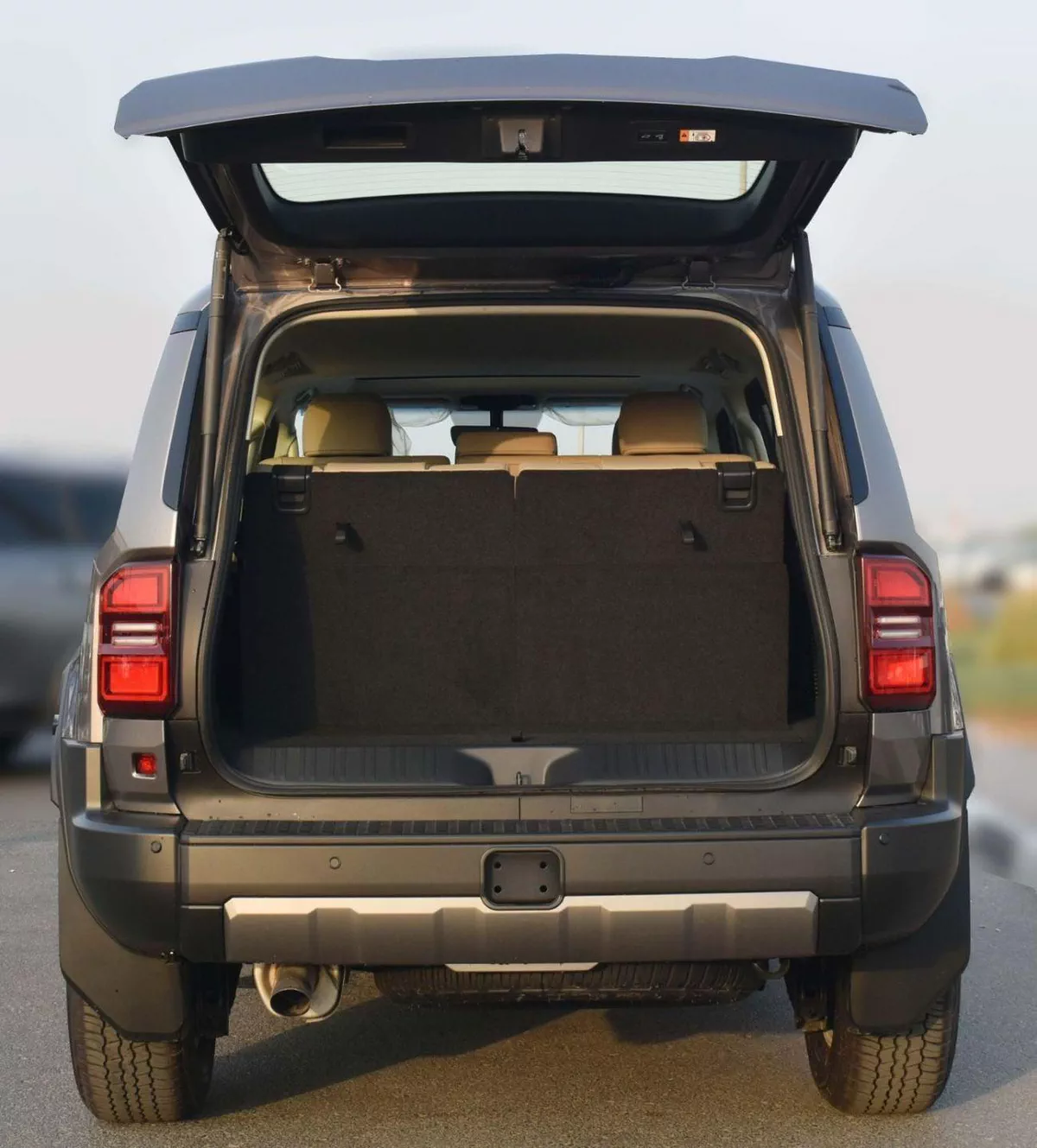 Toyota Prado ADVENTURE-5-0