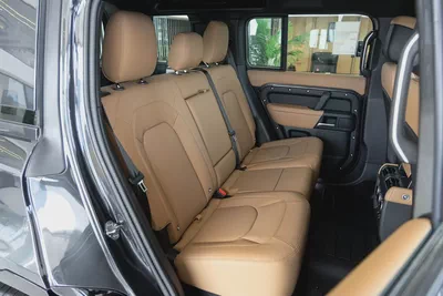 Land Rover Defender | 110 X-Dynamic HSE P400 | GCC Specs | 2026 (Export)-11