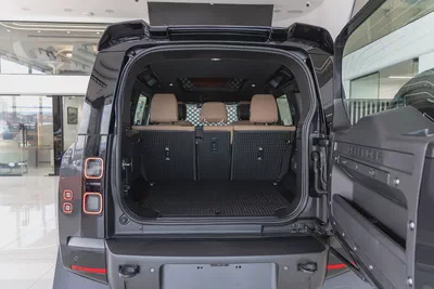 Land Rover Defender | 110 X-Dynamic HSE P400 | GCC Specs | 2026 (Export)-17