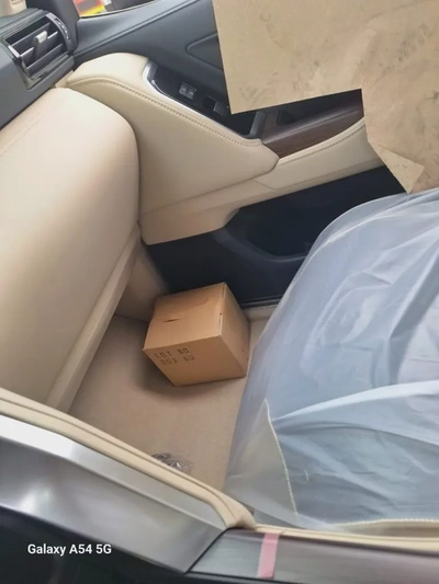 Toyota Land Cruiser VX 2025 GCC Specs - Brand New-11