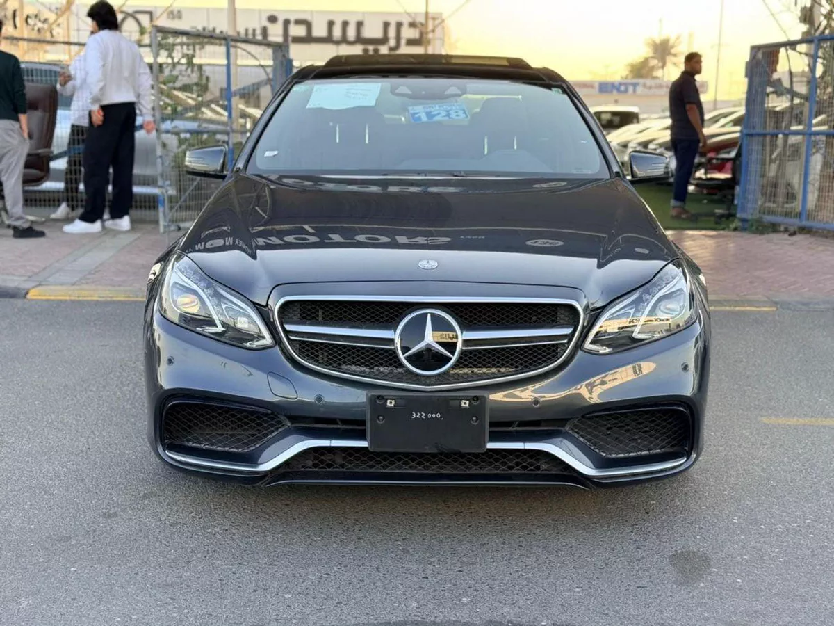 Mercedes Benz E63 AMG STANDARD-1-0