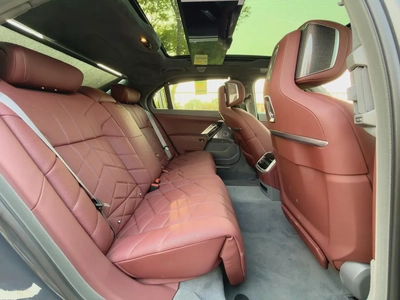Brand New 2026 BMW 7-Series 760i | GCC Specs | Ultimate Luxury-11