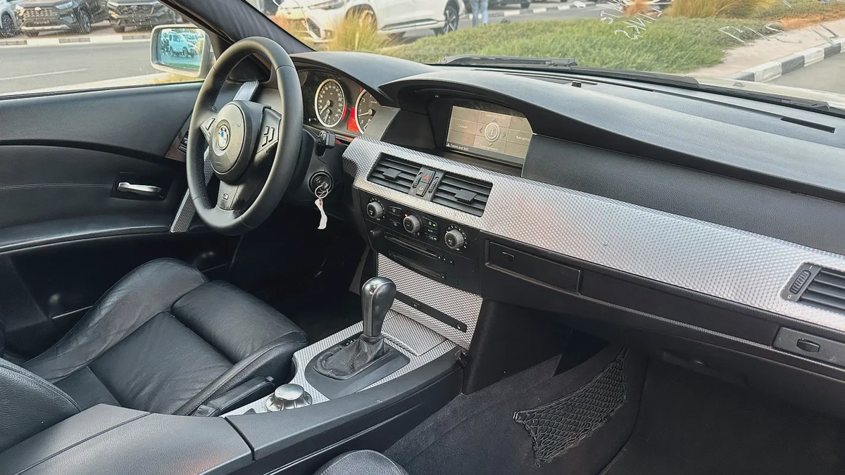 BMW 530 M SPORTS JAPAN IMPORTED-15-15
