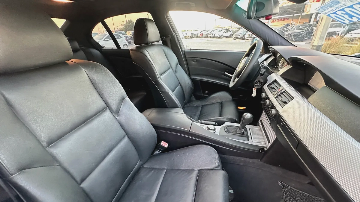 BMW 530 M SPORTS JAPAN IMPORTED-16-16