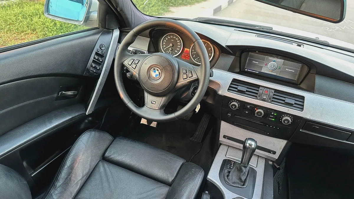 BMW 530 M SPORTS JAPAN IMPORTED-17-17