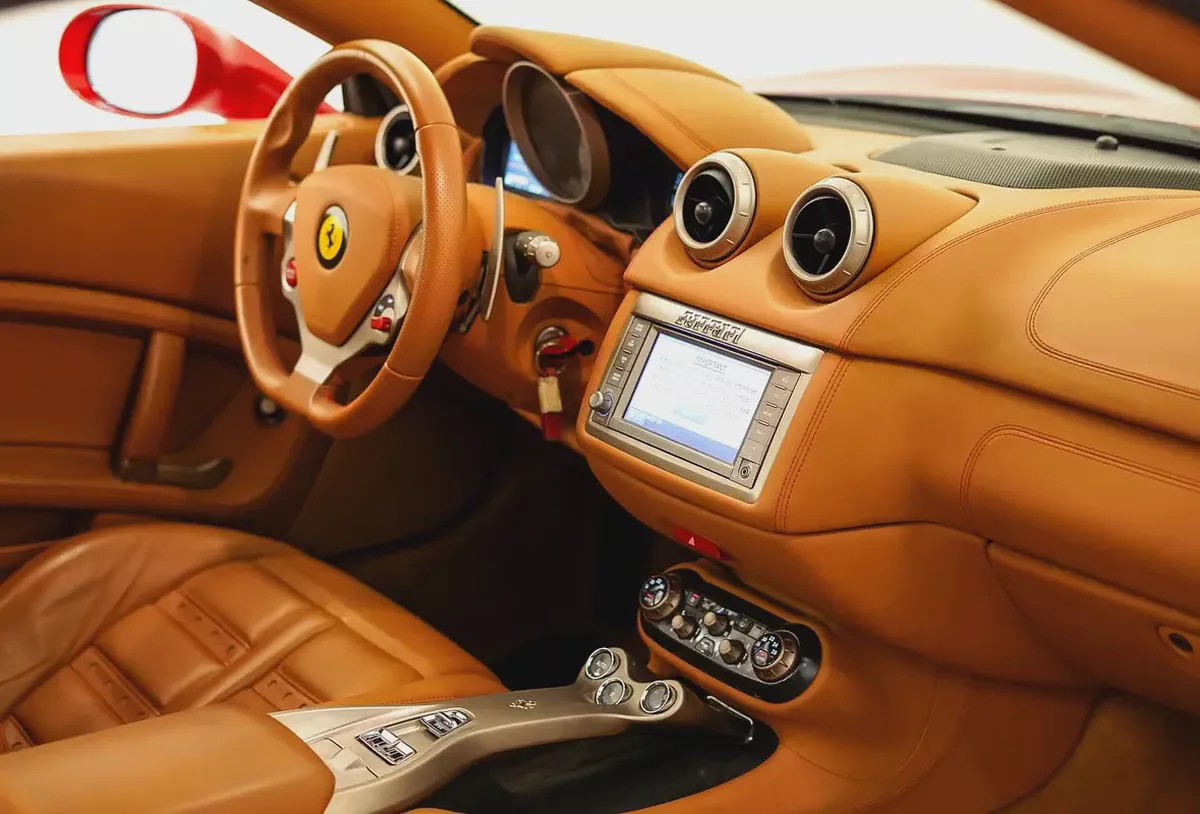 AED 5,559 PM | FERRARI CALIFORNIA 2011 | LOW KMS | PRISTINE CONDITION | GCC SPECS | 1 YEAR WARRANTY-8-8