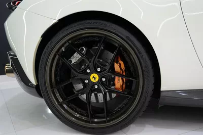 Ferrari Roma-3