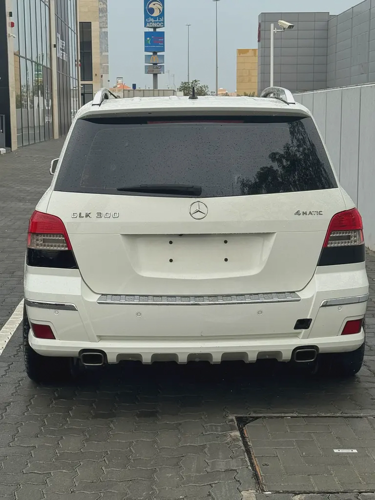 Mercedes-Benz GLK 300 4matic 2012 - GCC Specs - Well Maintained-7-7
