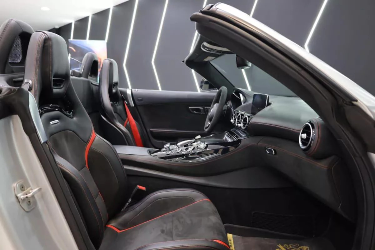 Mercedes-Benz AMG GT C-7-7