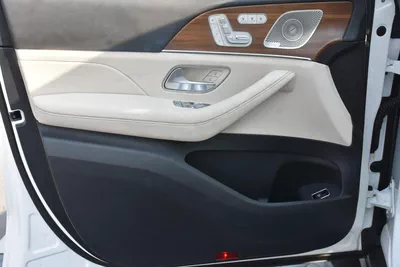 MERCEDES BENZ GLS450 4MATIC 2024 | WHITE-18