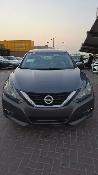 Nissan Altima SR 2018 | American Specs | Clean Condition-15