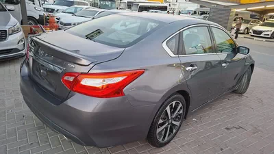 Nissan Altima SR 2018 | American Specs | Clean Condition-4