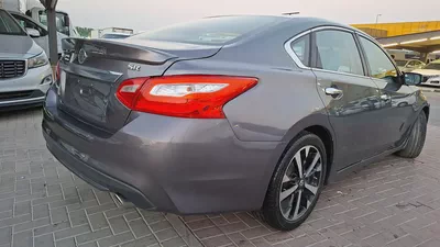 Nissan Altima SR 2018 | American Specs | Clean Condition-5