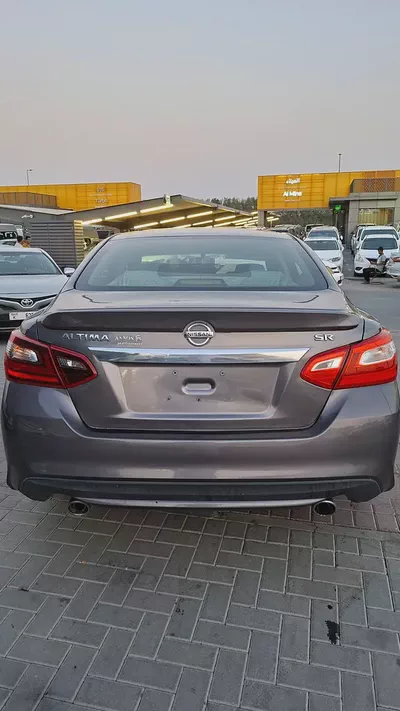 Nissan Altima SR 2018 | American Specs | Clean Condition-6