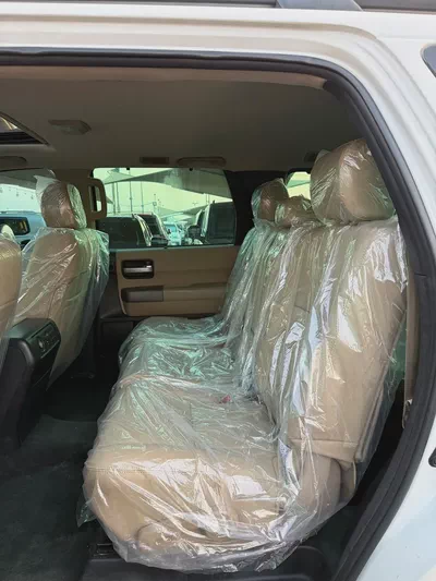 Toyota Sequoia VXR 2014 Gcc Full Option 5.7L-6
