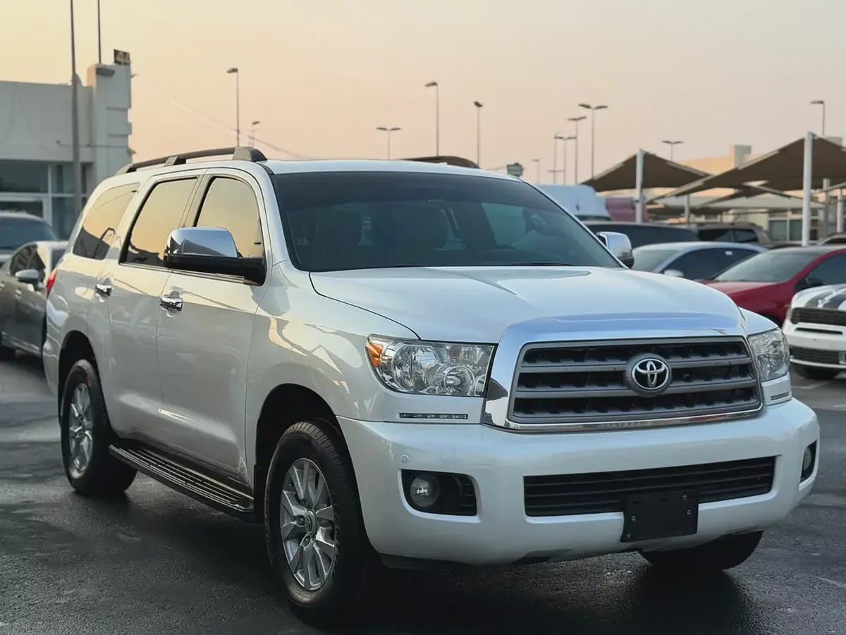 Toyota Sequoia VXR 2014 Gcc Full Option 5.7L-2-2