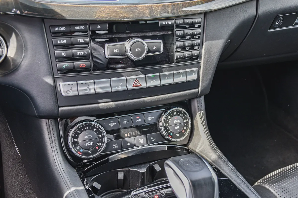 2013 - BENZ CLS63 AMG SHOOTING BRAKE - BRAND NEW CONDITION - ONLY 82,000 KM-12-12